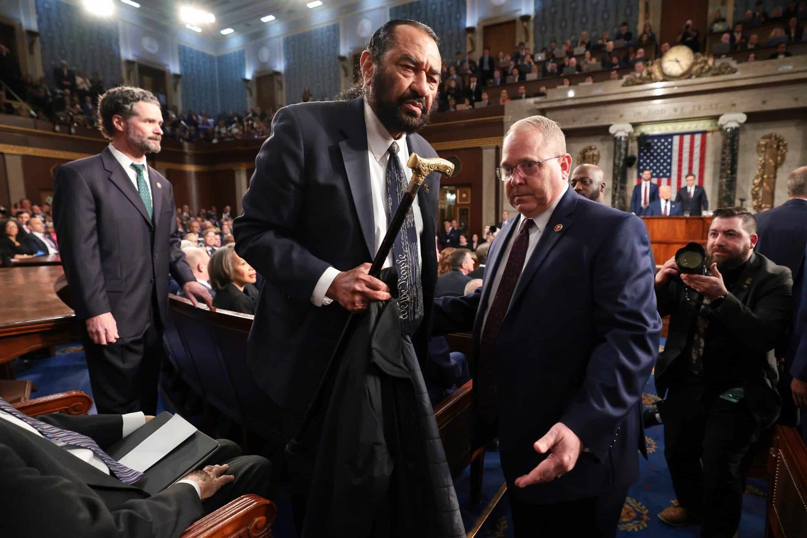 Bien avant d'être démarré du discours de Trump, le représentant Al Green a appelé à la mise en accusation du président