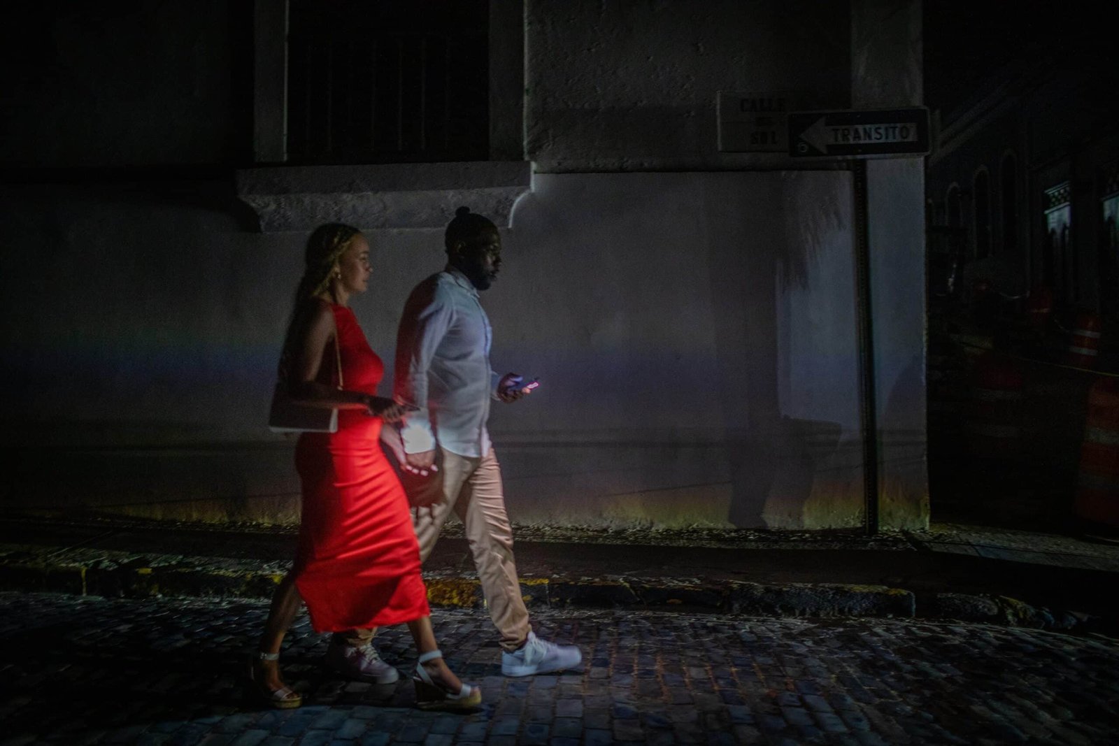 Photo: Blackout plonge Porto Rico dans l'obscurité à travers l'île